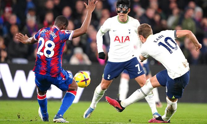 การอ่านจังหวะพลิกเกม Momentum Switch สำหรับแทงบอลออนไลน์บน UFABET168